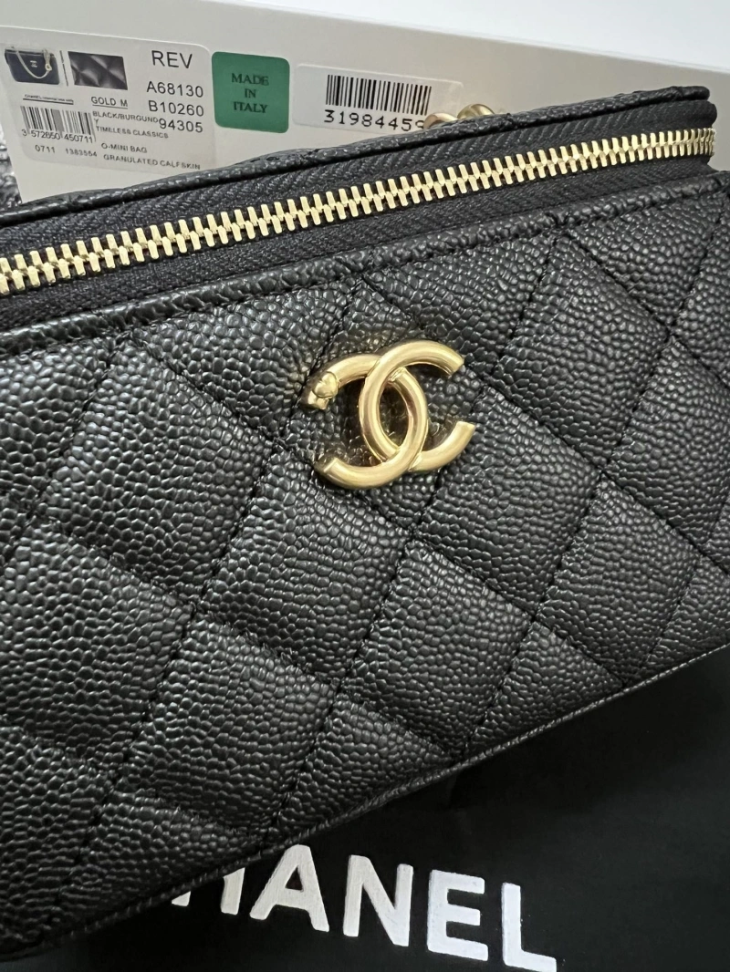 Ch**el cosmetic bags 4017-0348