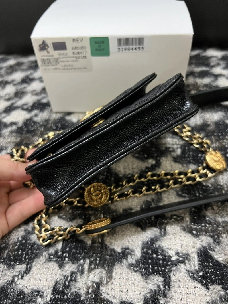 Ch**el wallets 4017-0349