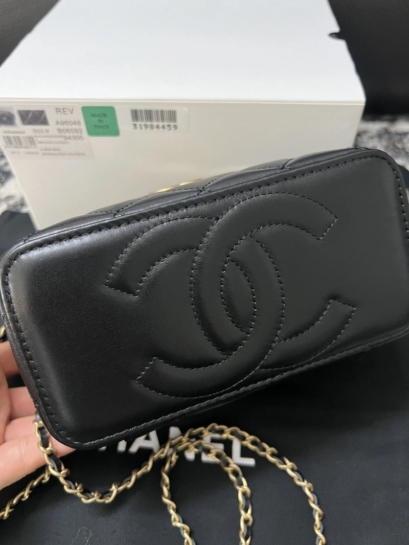 Ch**el cosmetic bags 4017-0352