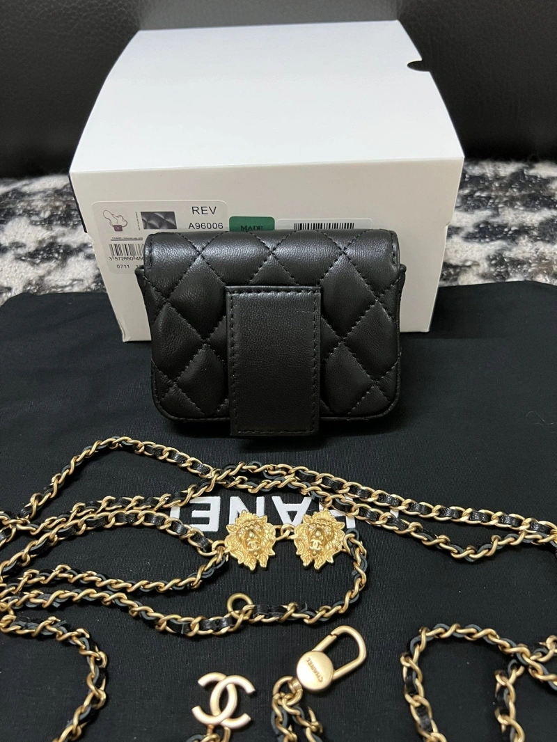 Ch**el wallets 4017-0359