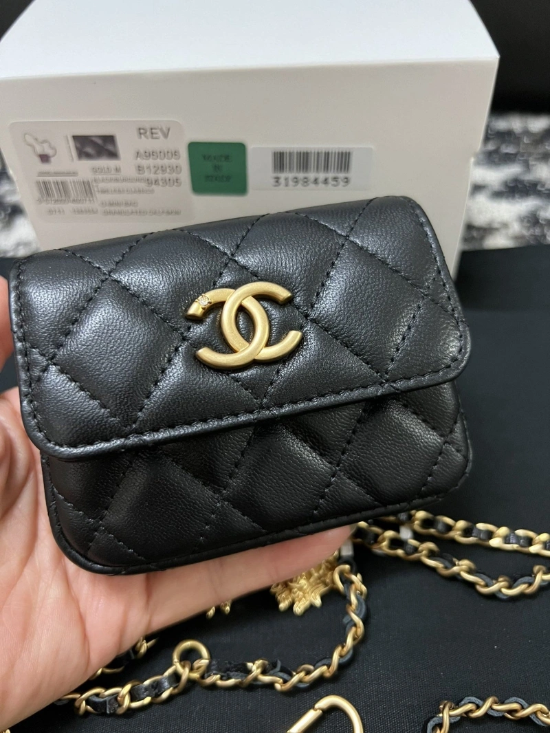 Ch**el wallets 4017-0359