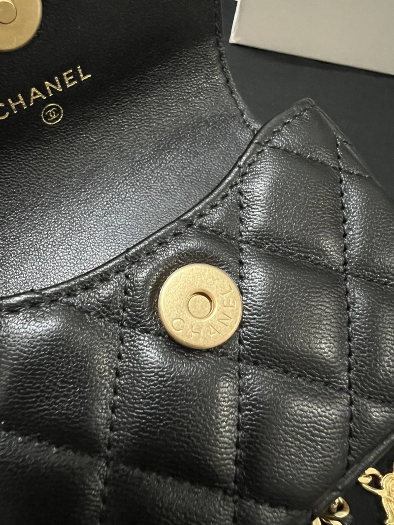 Ch**el wallets 4017-0359