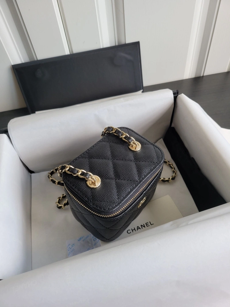 Ch**el cosmetic bags 4017-0361