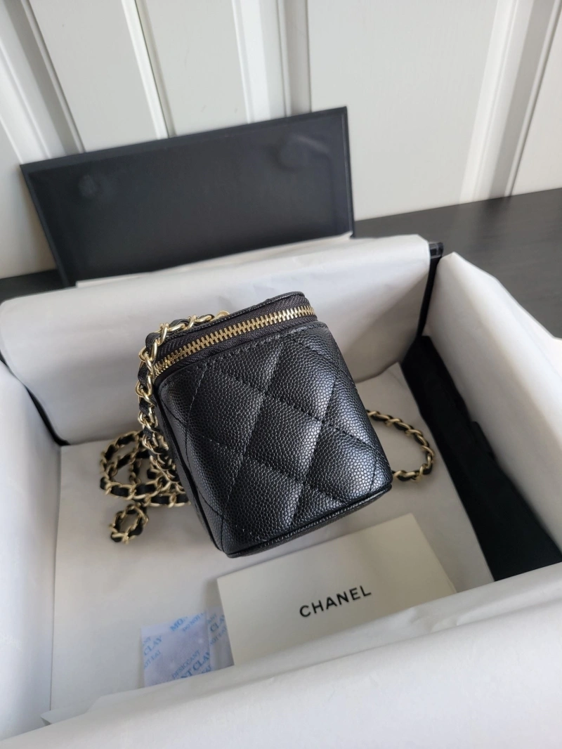 Ch**el cosmetic bags 4017-0361