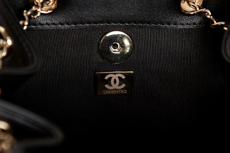 Ch**el backpacks 4017-0373