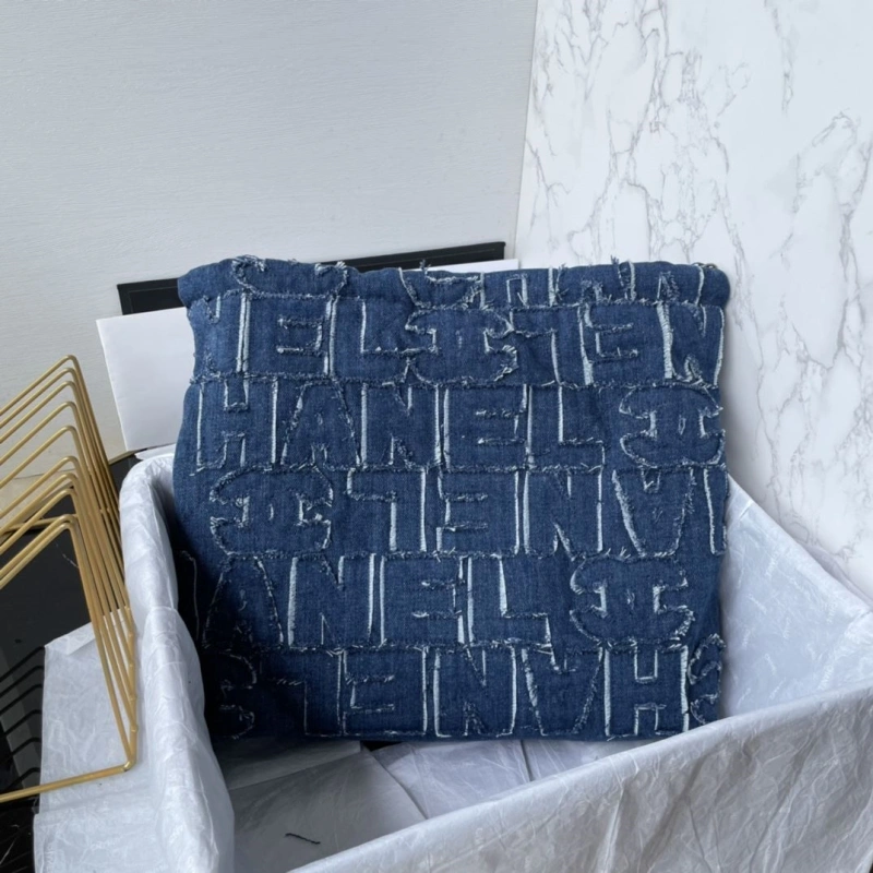 Ch**el shopping bags 4017-0382