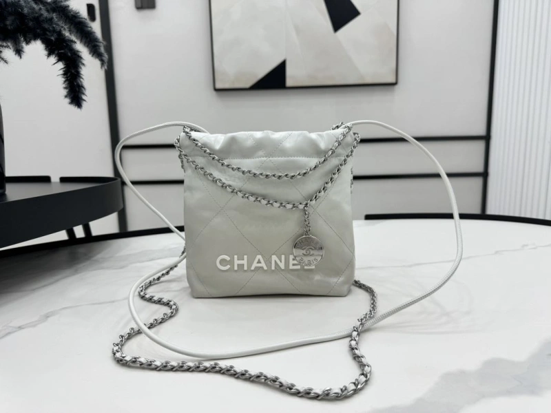 Ch**el shopping bags 4017-0391