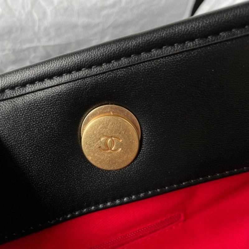 Ch**el cosmetic bags 4017-0406
