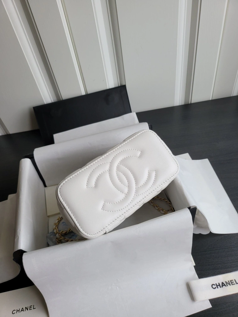 Ch**el cosmetic bags 4017-0407