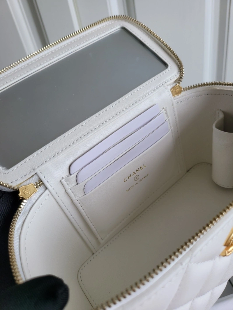 Ch**el cosmetic bags 4017-0407