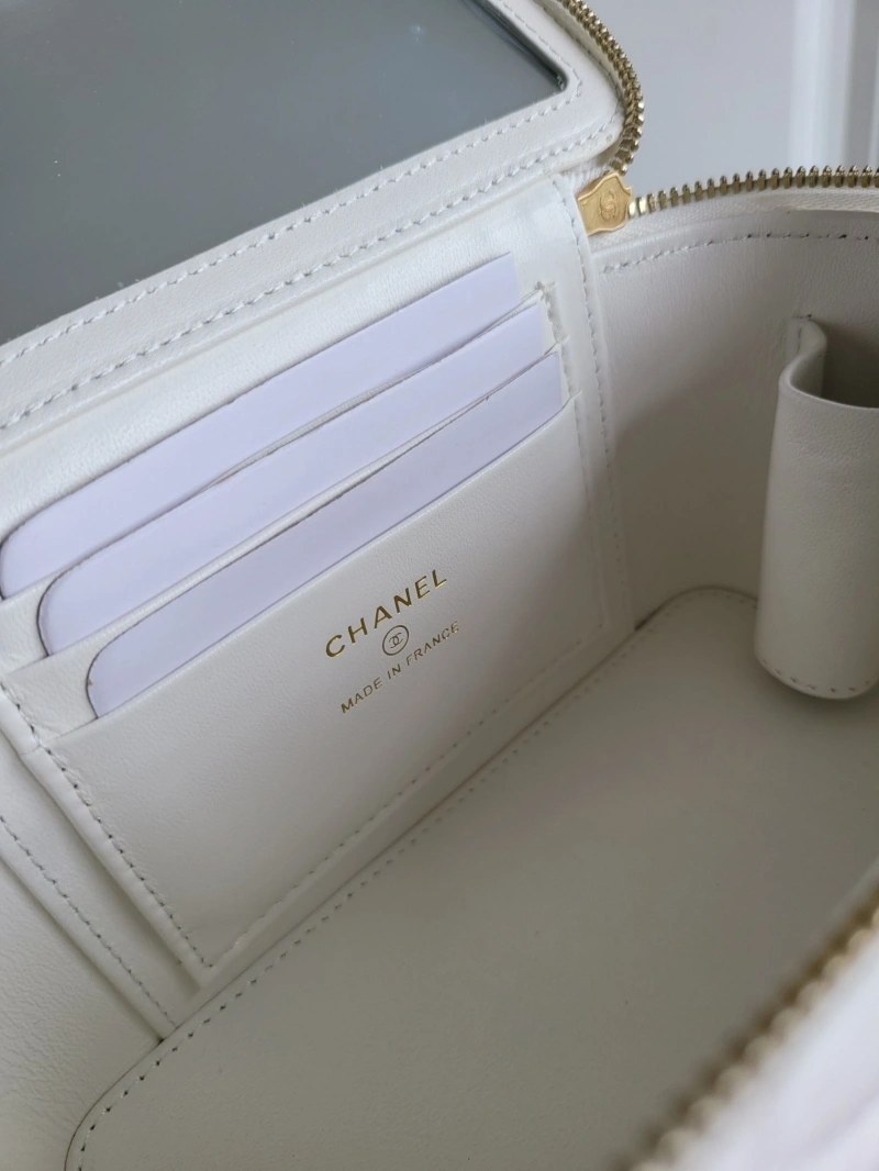 Ch**el cosmetic bags 4017-0407
