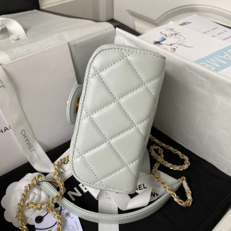 Ch**el cosmetic bags 4017-0421