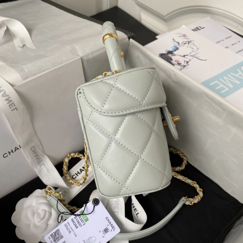 Ch**el cosmetic bags 4017-0421