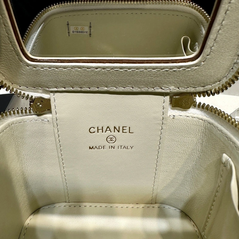 Ch**el cosmetic bags 4017-0464