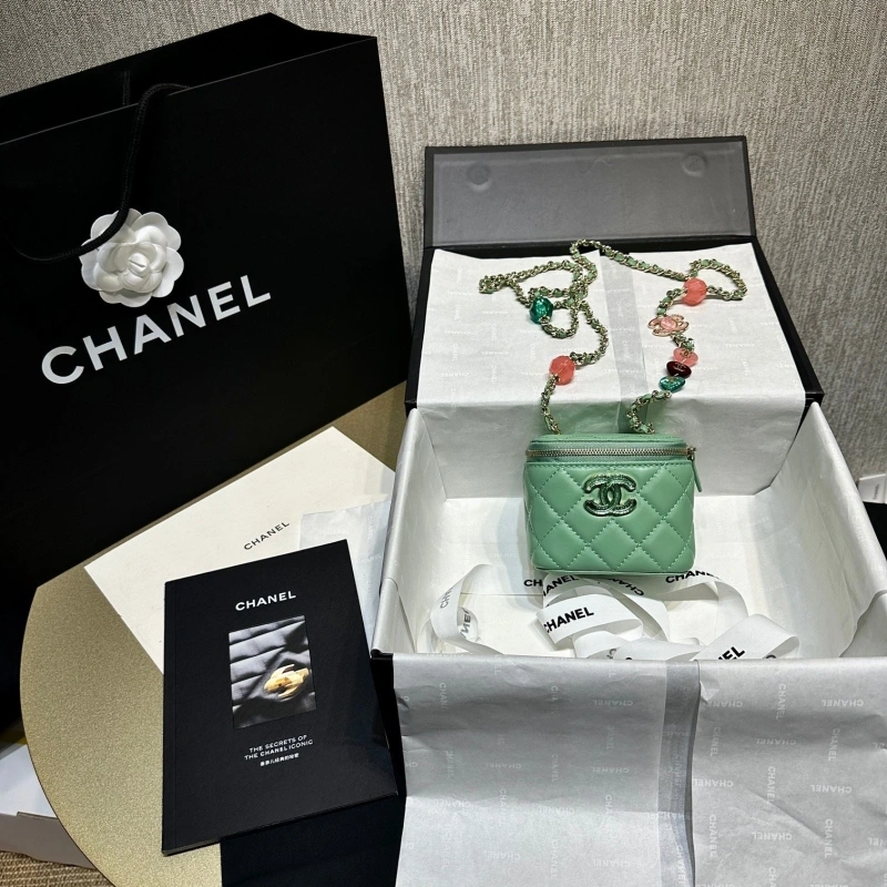 Ch**el cosmetic bags 4017-0467