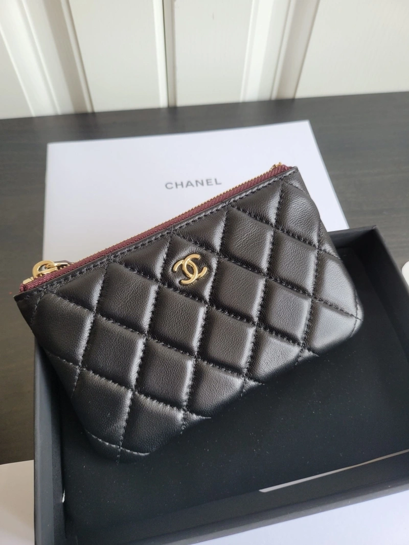 Ch**el wallets 4017-0473