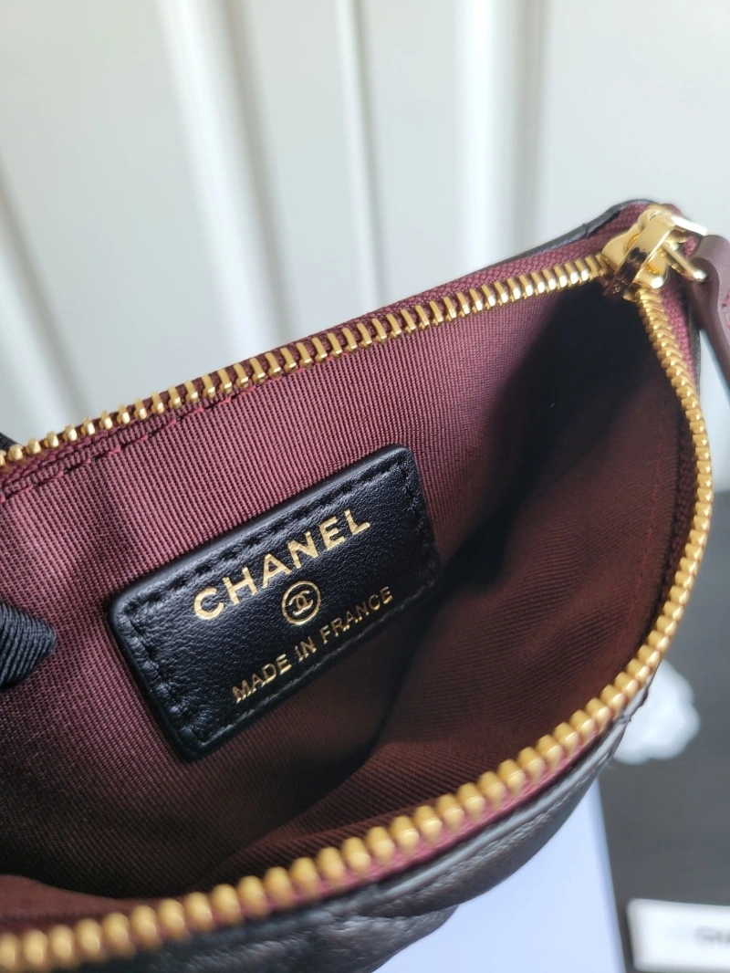 Ch**el wallets 4017-0473