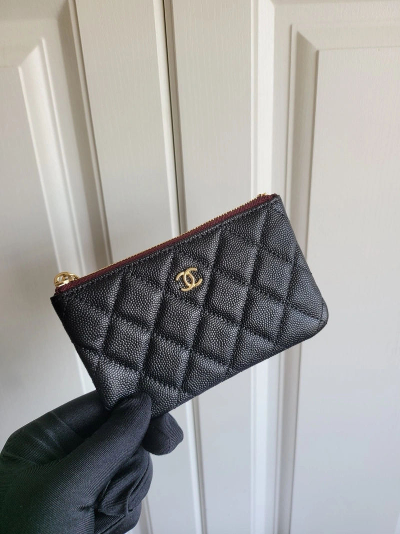 Ch**el wallets 4017-0474