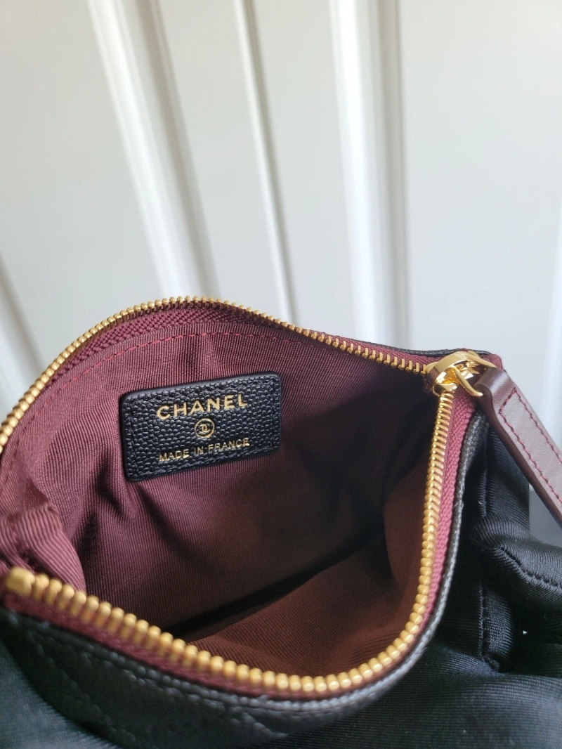 Ch**el wallets 4017-0474