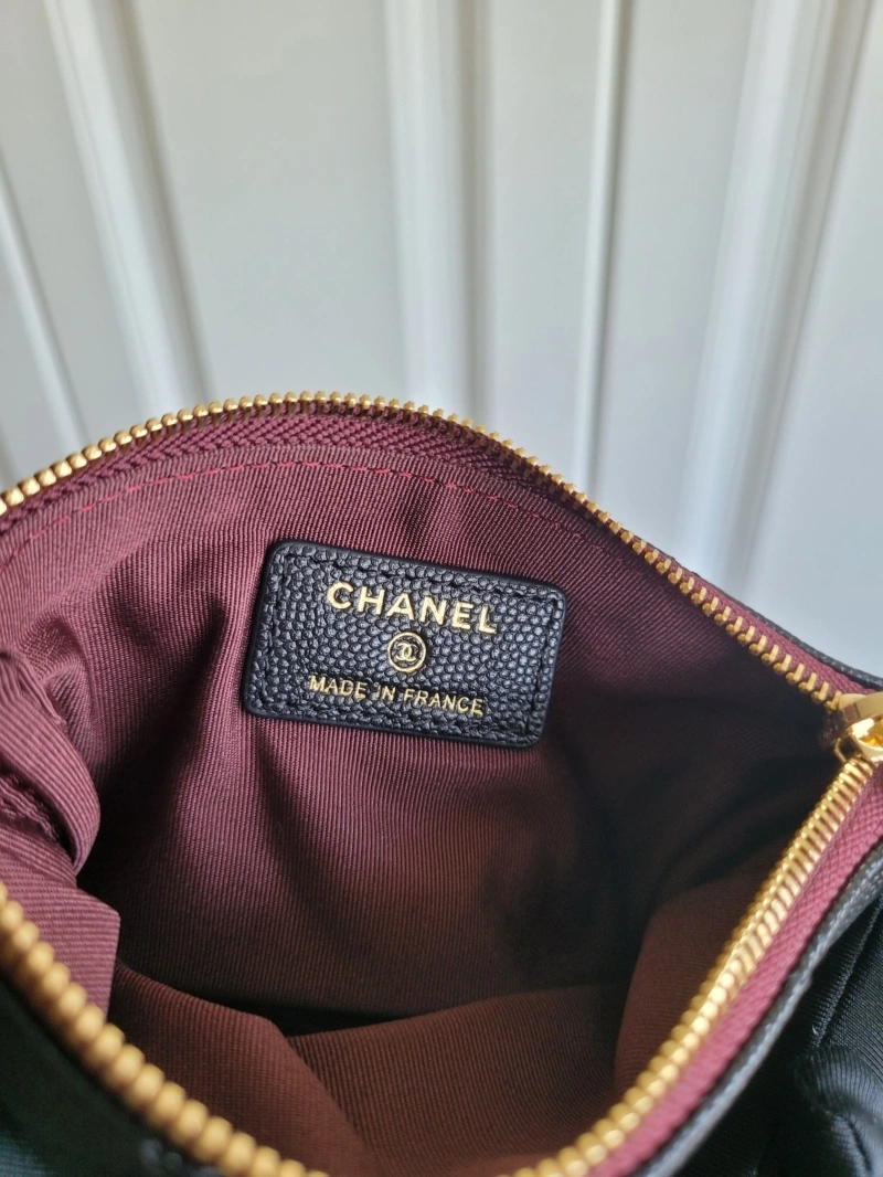 Ch**el wallets 4017-0474