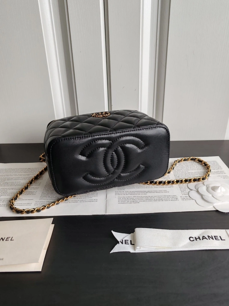 Ch**el cosmetic bags 4017-0499