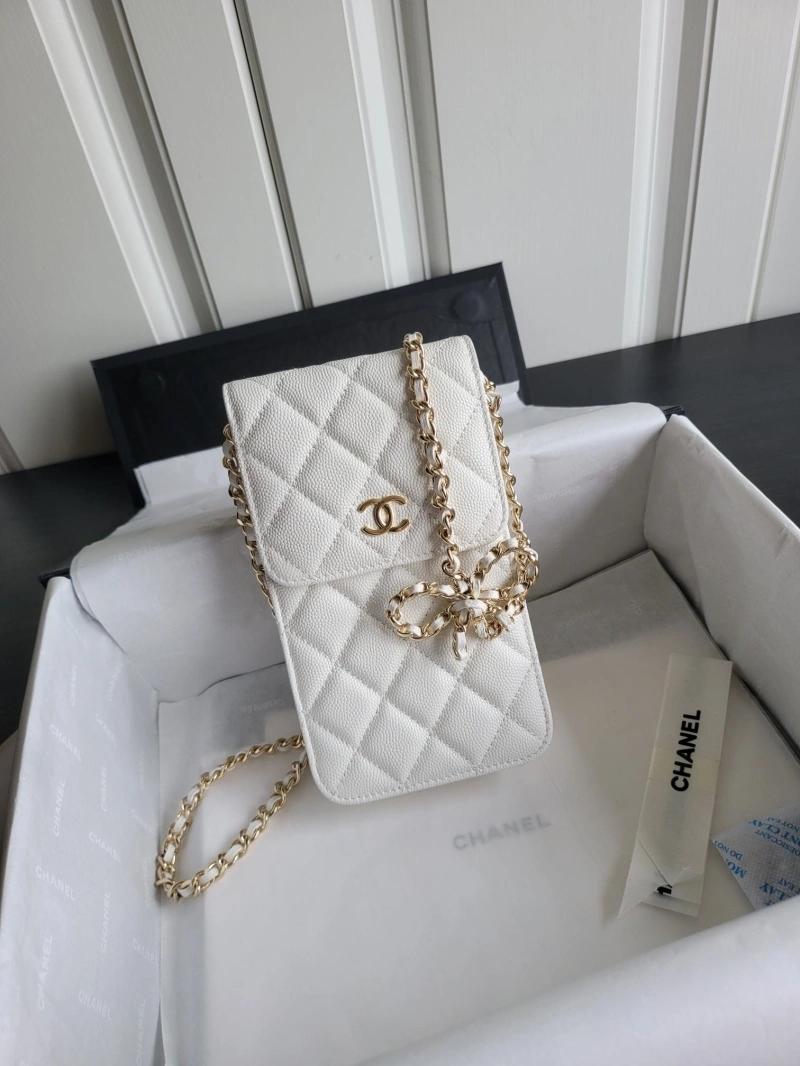 Ch**el wallets 4017-0562