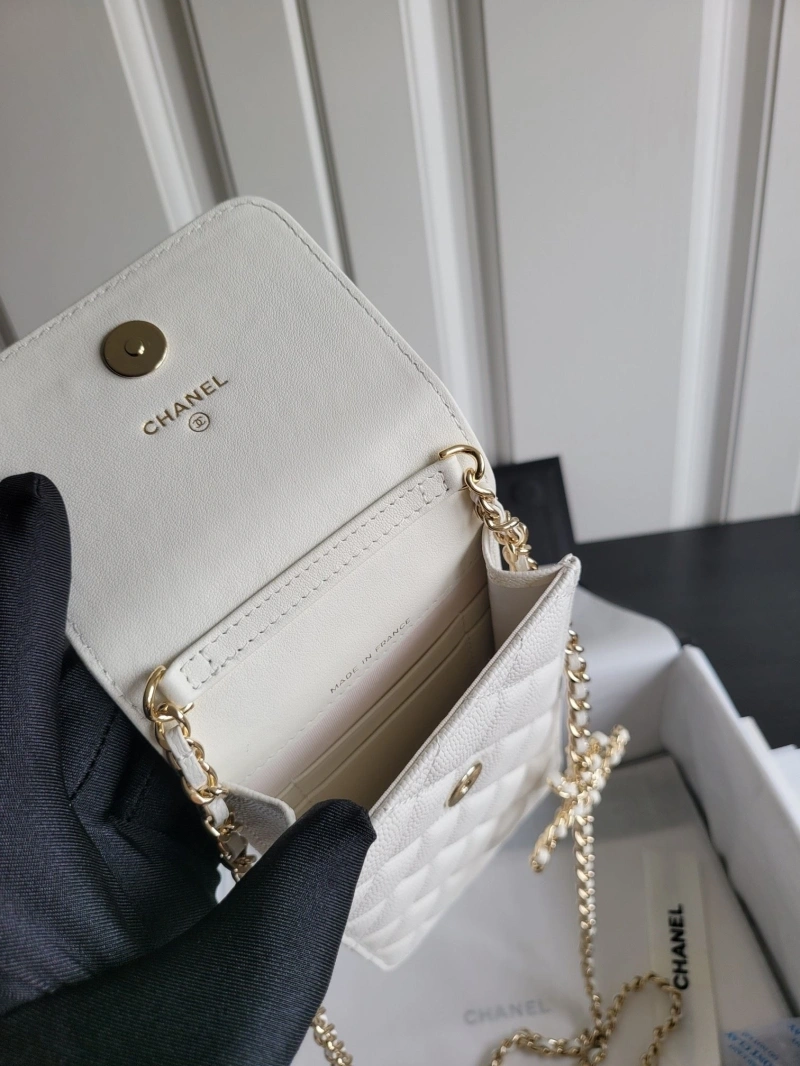 Ch**el wallets 4017-0562