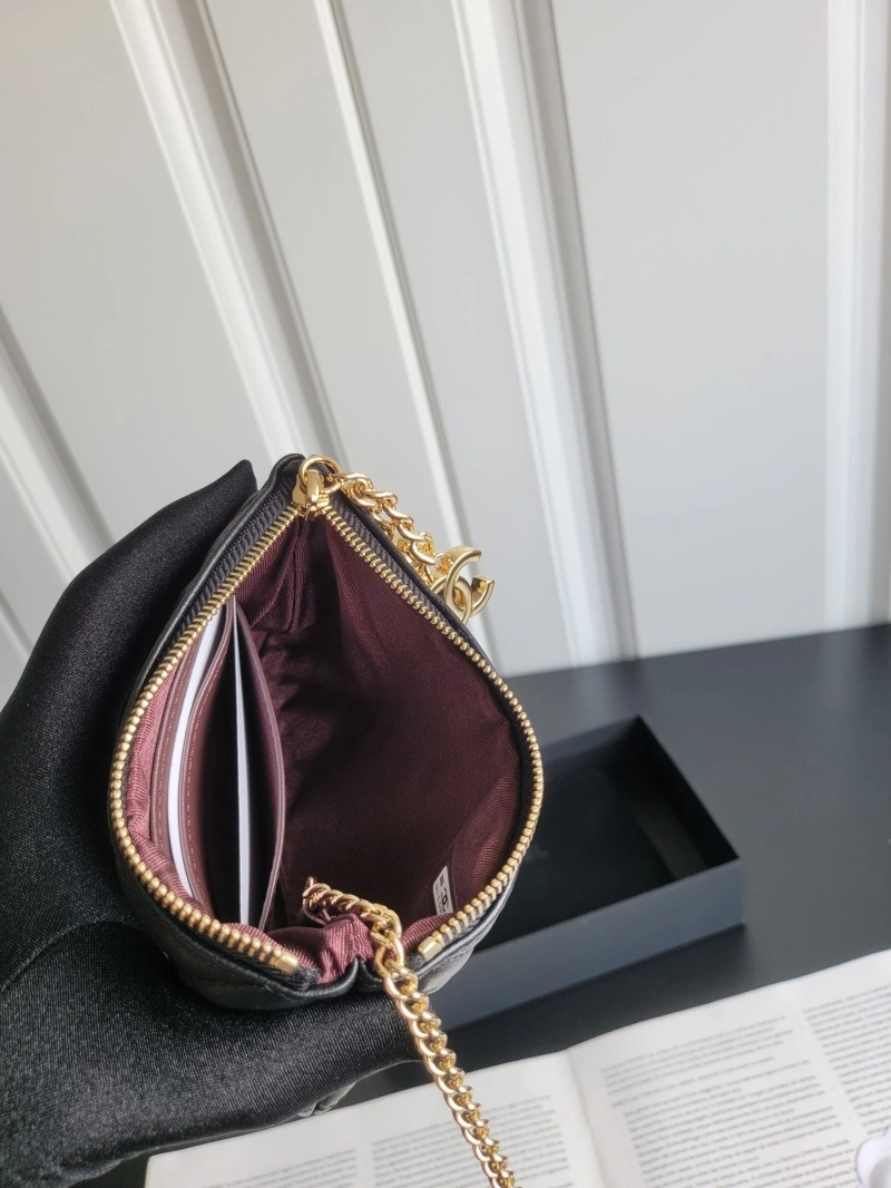 Ch**el wallets 4017-0564