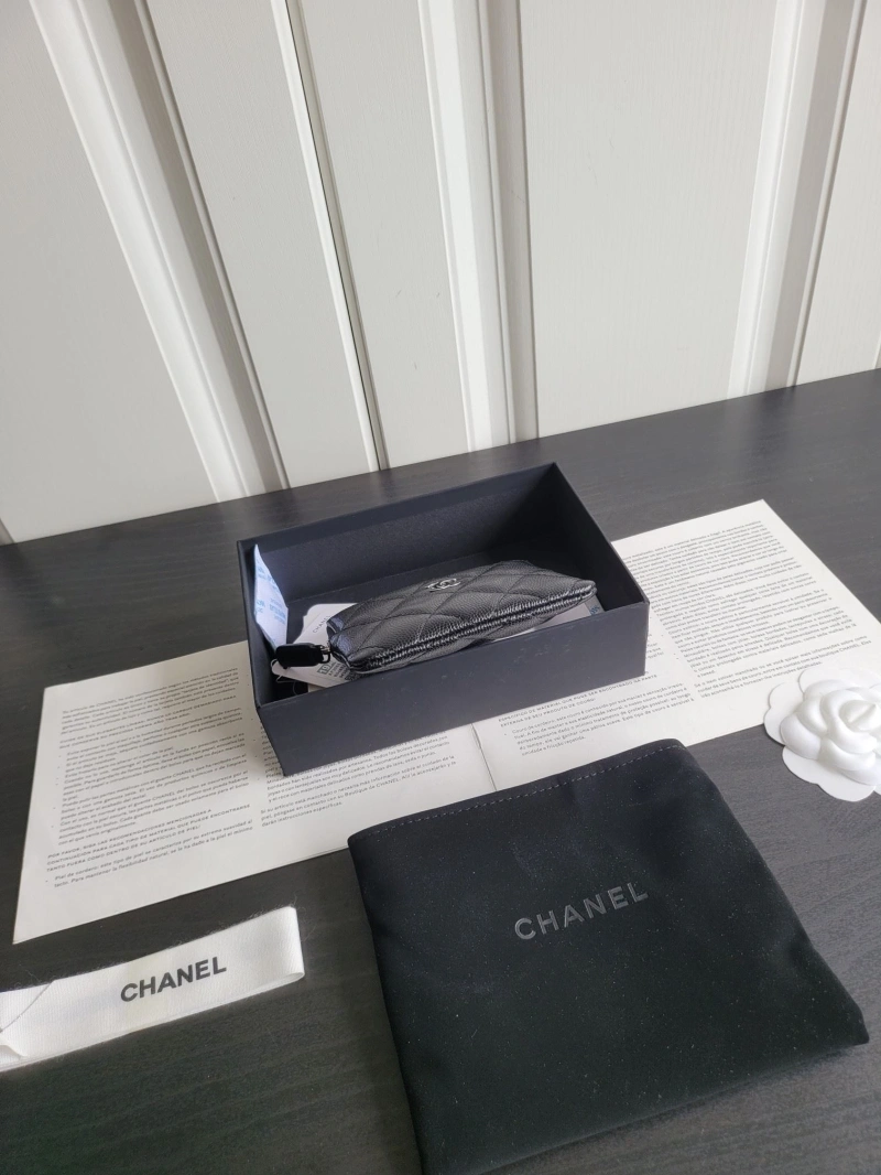 Ch**el wallets 4017-0570