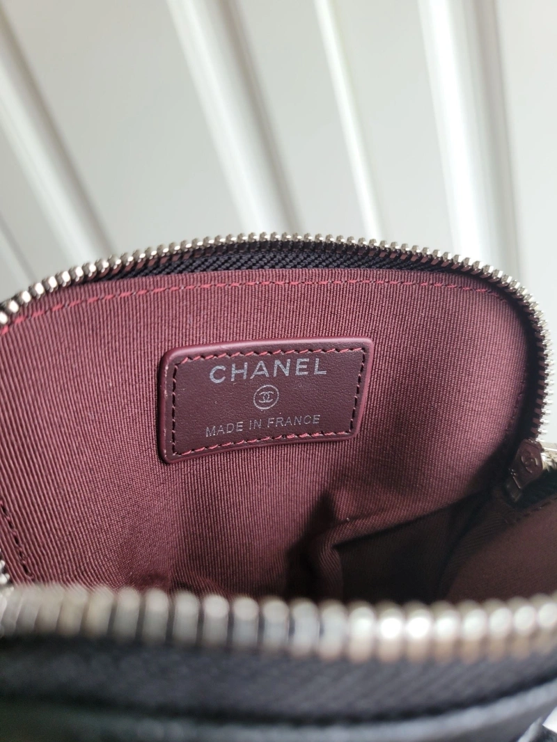 Ch**el wallets 4017-0570
