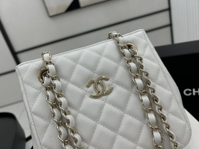 Ch**el shopping bags 4017-0668