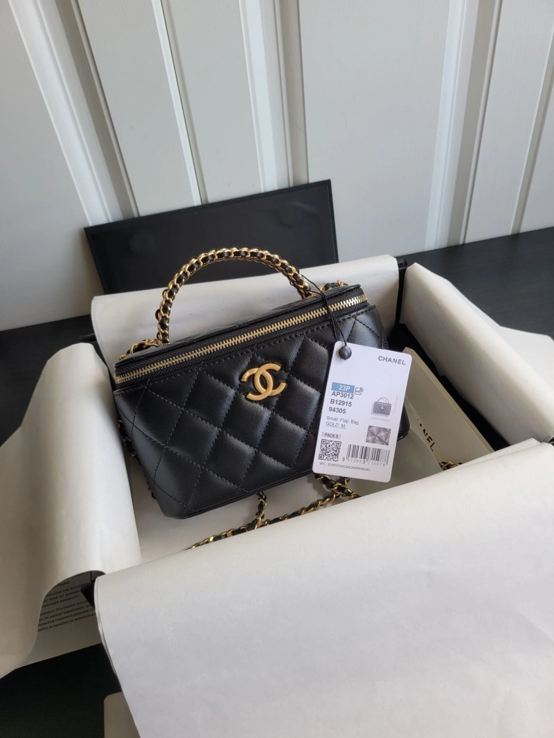 Ch**el cosmetic bags 4017-0676