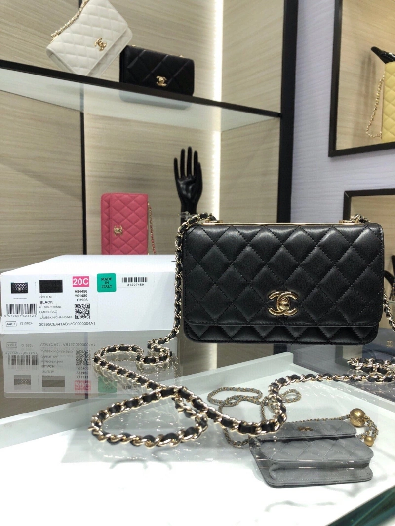Ch**el woc bags 4017-0687