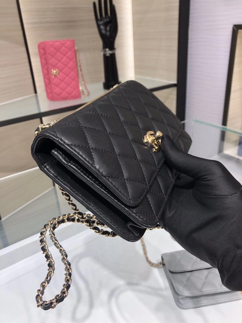 Ch**el woc bags 4017-0687