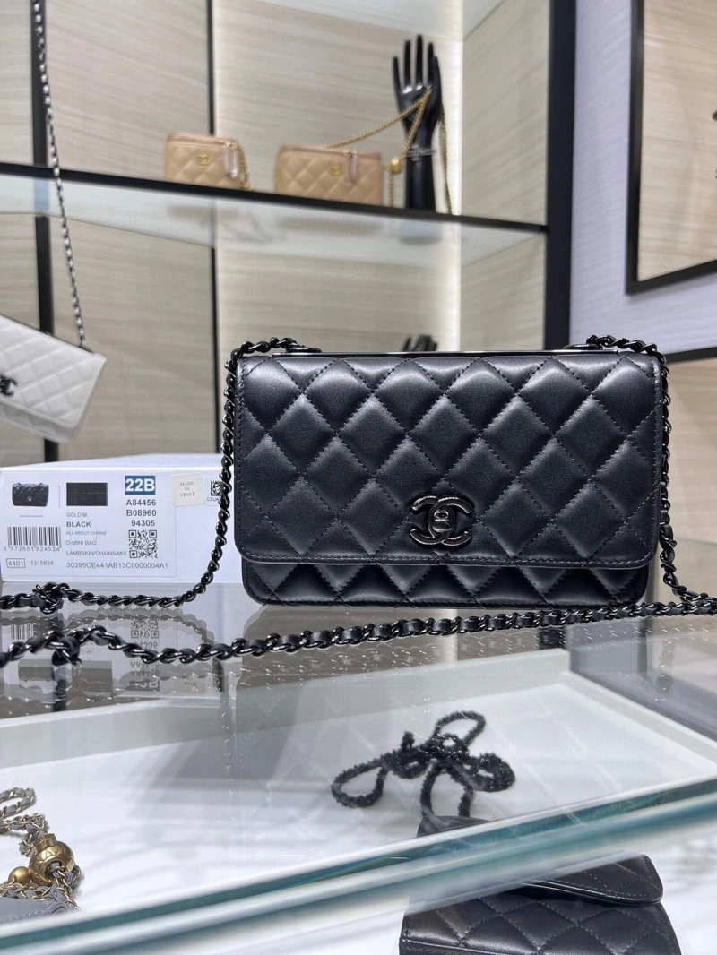 Ch**el woc bags 4017-0691