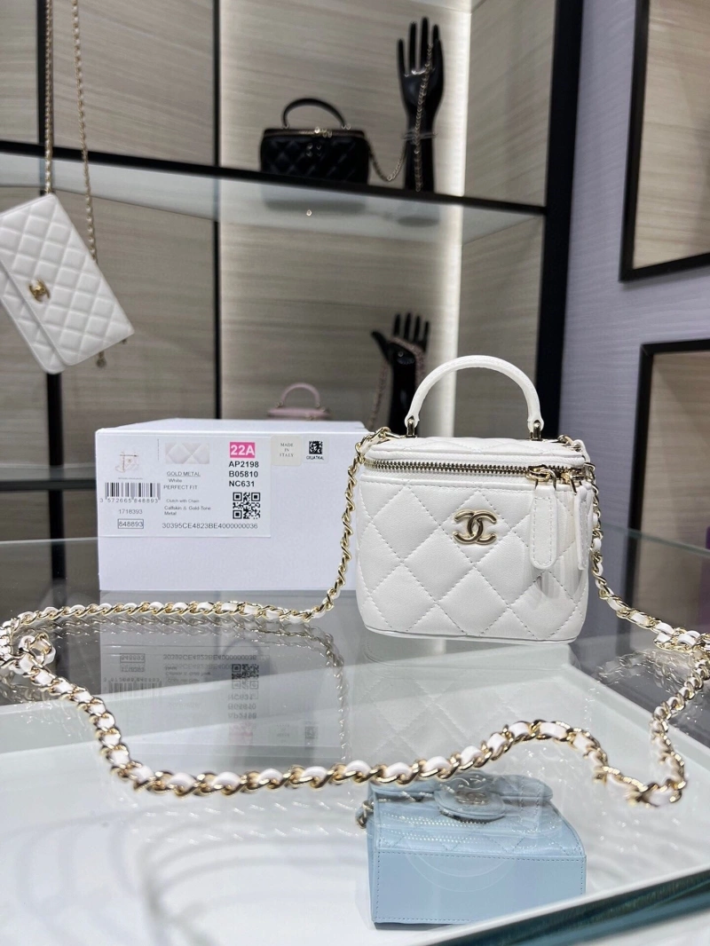 Ch**el cosmetic bags 4017-0700