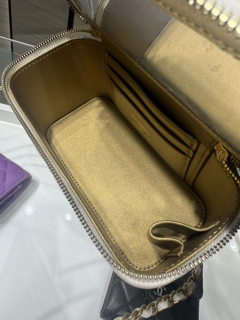 Ch**el cosmetic bags 4017-0706