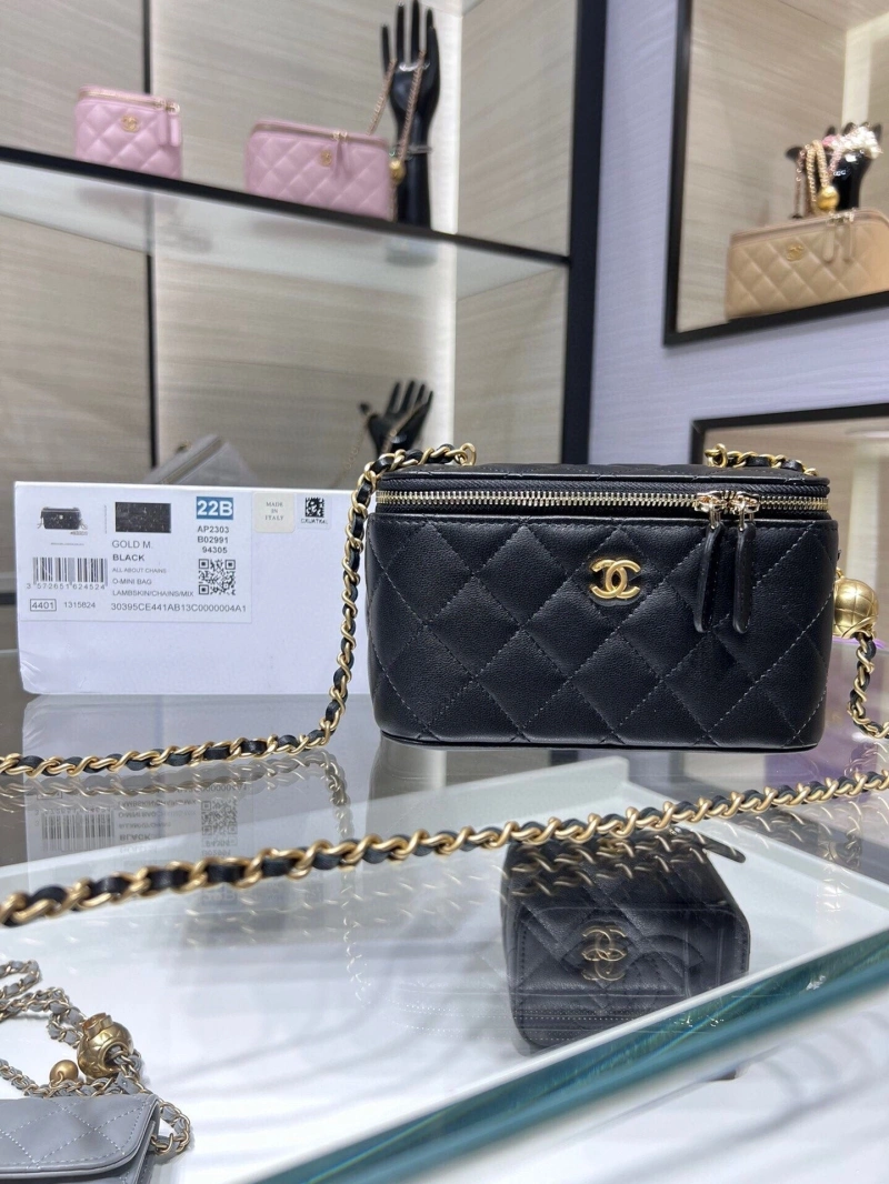 Ch**el cosmetic bags 4017-0710