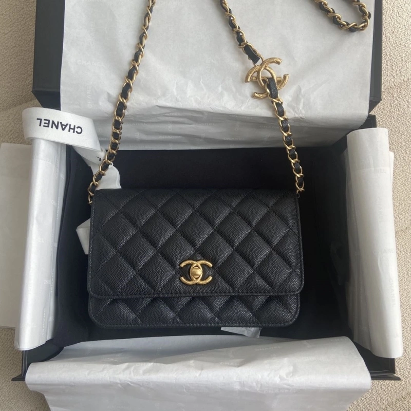 Ch**el woc bags 4017-0740