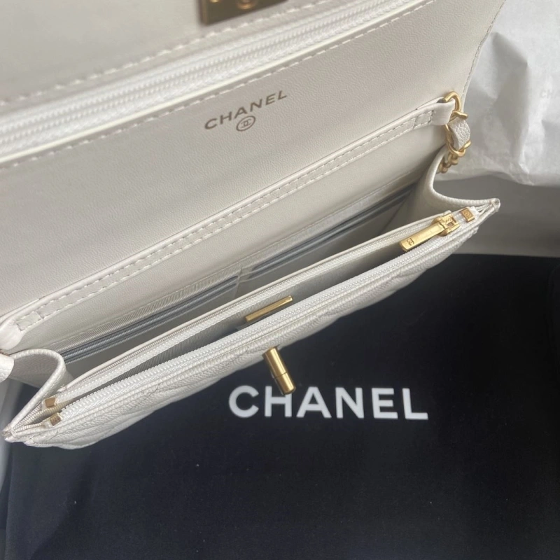 Ch**el woc bags 4017-0741