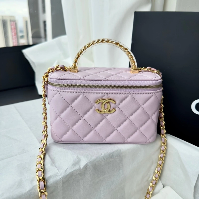 Ch**el cosmetic bags 4017-0764