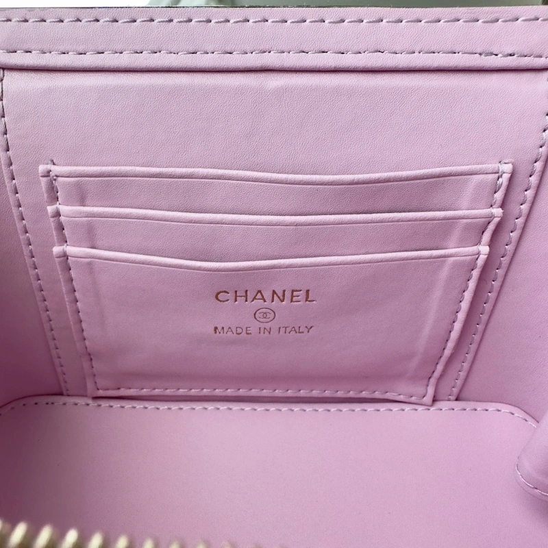 Ch**el cosmetic bags 4017-0764