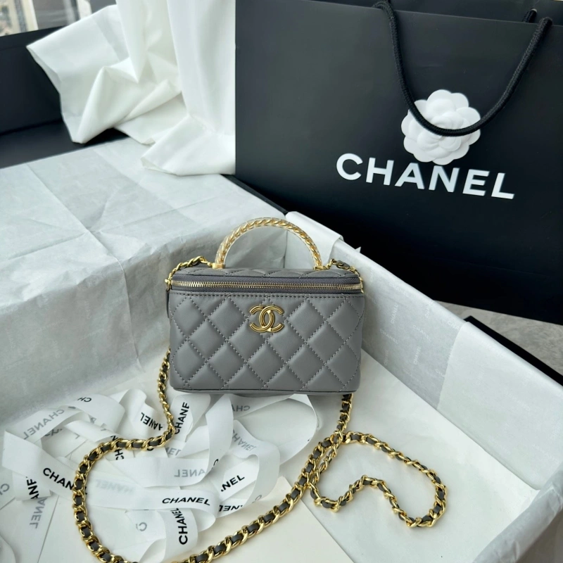 Ch**el cosmetic bags 4017-0766