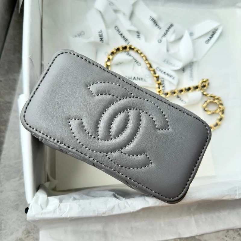 Ch**el cosmetic bags 4017-0766