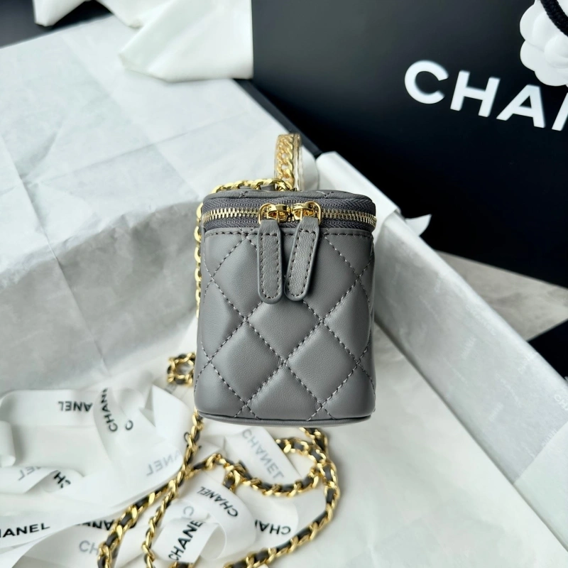 Ch**el cosmetic bags 4017-0766