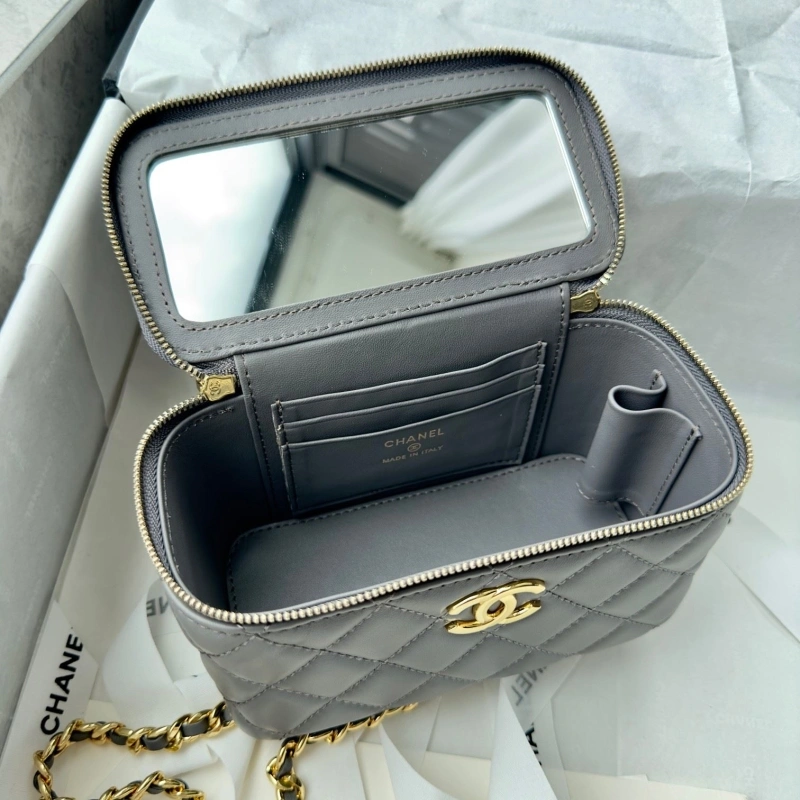 Ch**el cosmetic bags 4017-0766