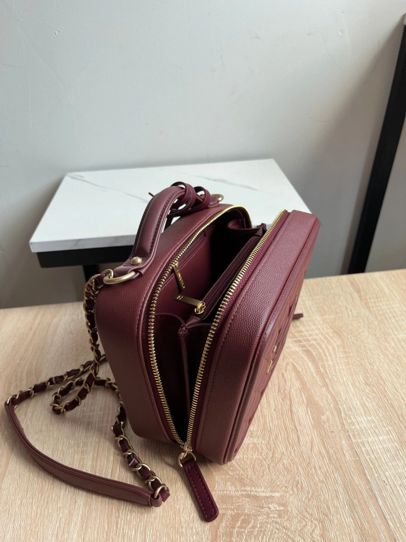 Ch**el cosmetic bags 4017-0824