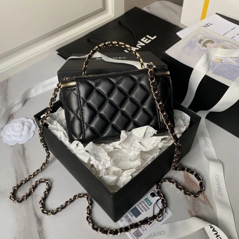 Ch**el cosmetic bags 4017-0834