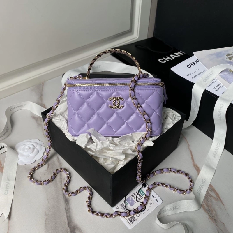 Ch**el cosmetic bags 4017-0835