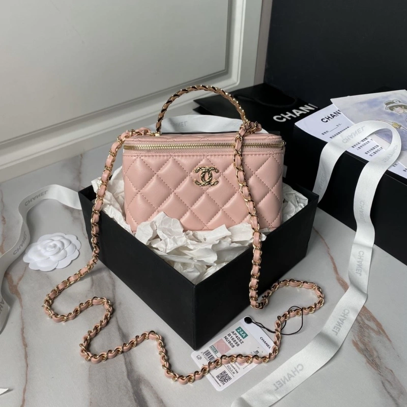 Ch**el cosmetic bags 4017-0836